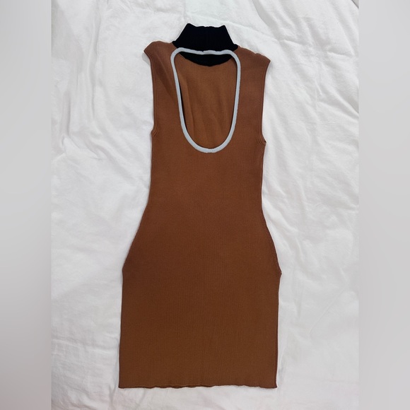 Staud Apres Cutout Color-block Ribbed Knit Sleeveless Turtleneck - Picture 3 of 4